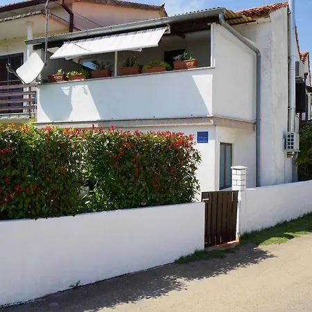 Eliana Apartamento